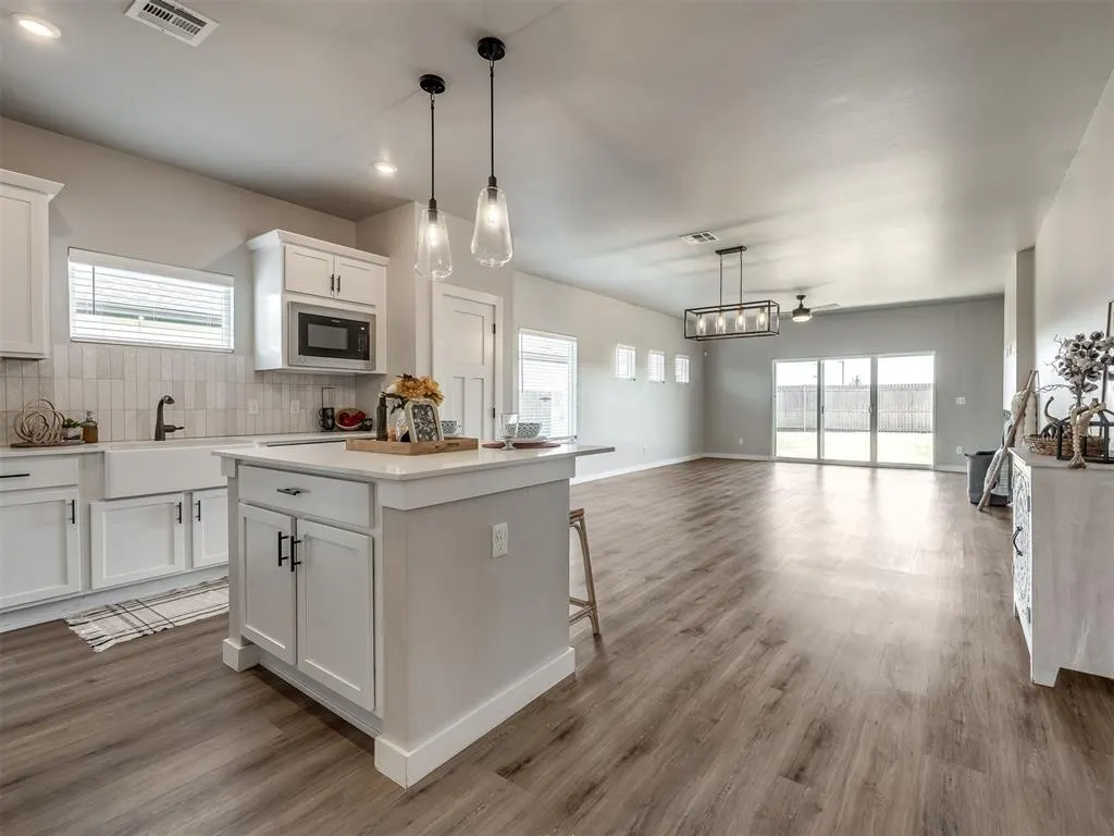 Photo 16 — 8104 NW 151st Circle, Edmond, OK 73013-5973