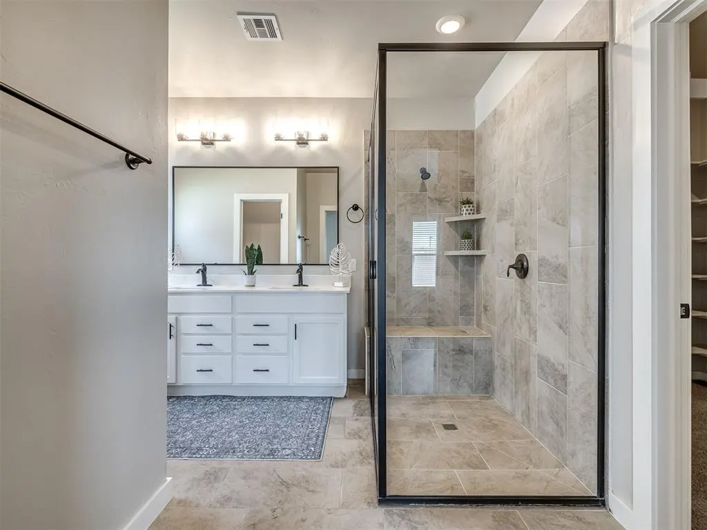 Photo 23 — 8104 NW 151st Circle, Edmond, OK 73013-5973