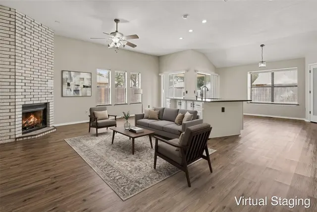 Photo 3 — 10005 S Glascow Terrace, Yukon, OK 73099