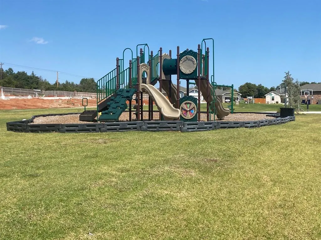 Photo 32 — 12405 Aldrin Way, Oklahoma City, OK 73013