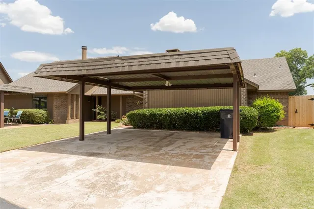 Photo 2 — 6501 Galaxie Terrace, Oklahoma City, OK 73132