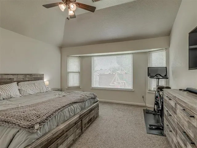 Photo 6 — 1617 Pinnacle Lane, Edmond, OK 73003