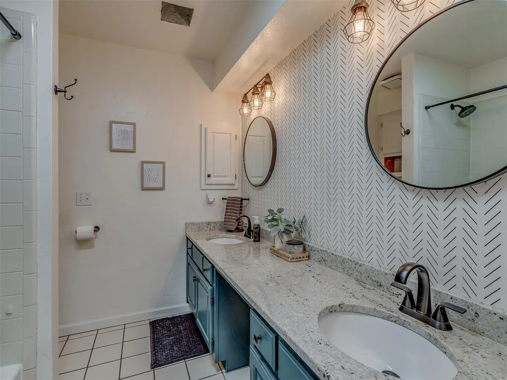 Photo 10 — 1617 Pinnacle Lane, Edmond, OK 73003