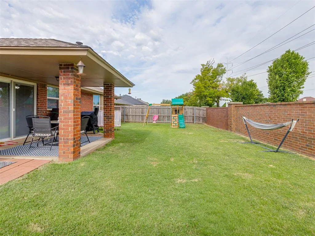 Photo 11 — 1617 Pinnacle Lane, Edmond, OK 73003