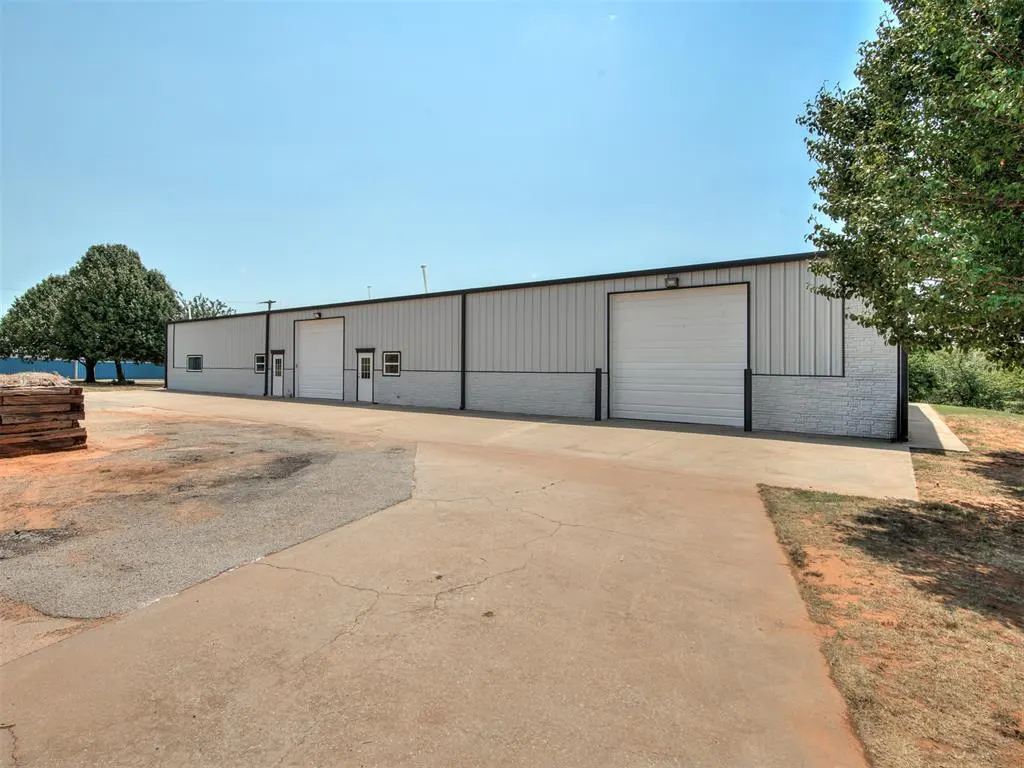 Photo 2 — 2224 NW 32nd Street, Newcastle, OK 73065
