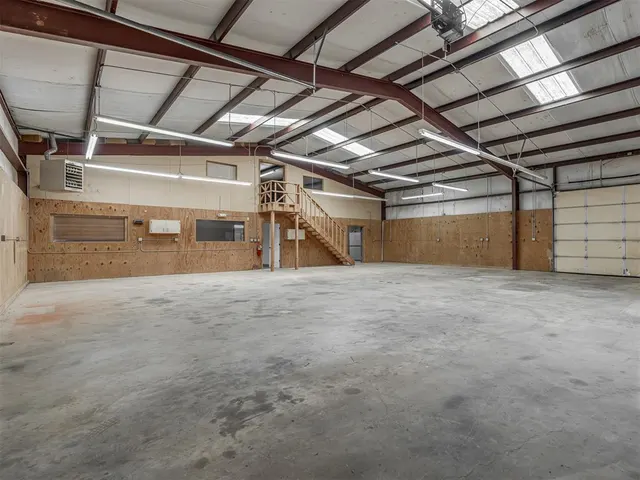 Photo 7 — 2224 NW 32nd Street, Newcastle, OK 73065