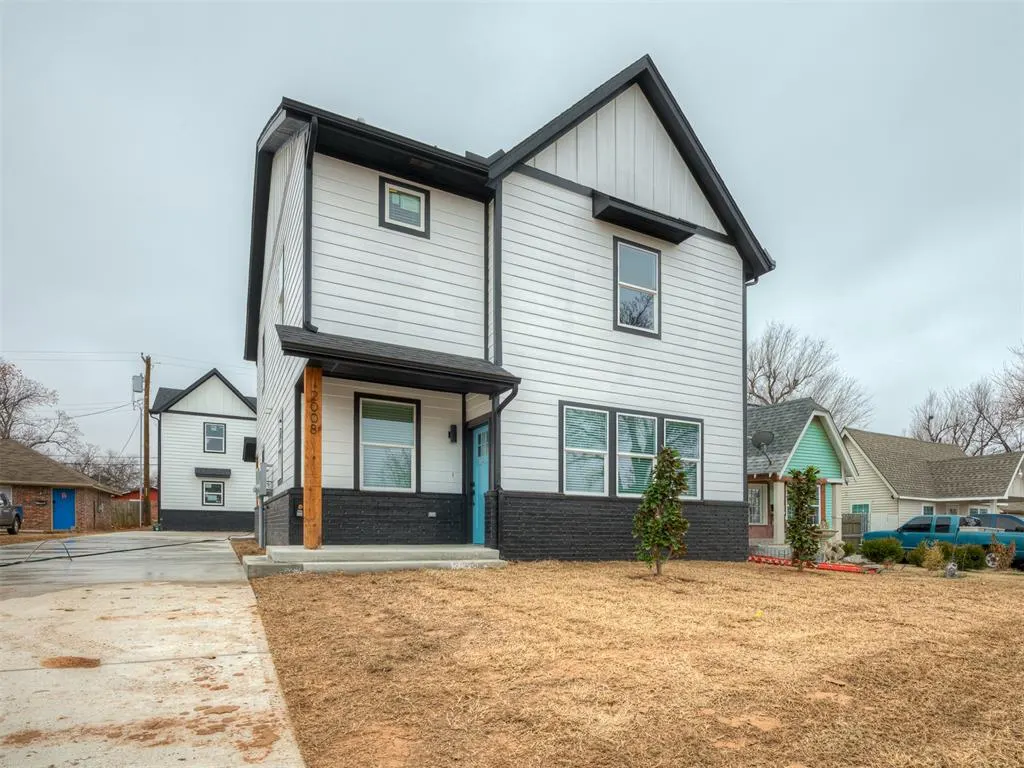 Photo 2 — 2008 NW 27th Street, Oklahoma City, OK 73106