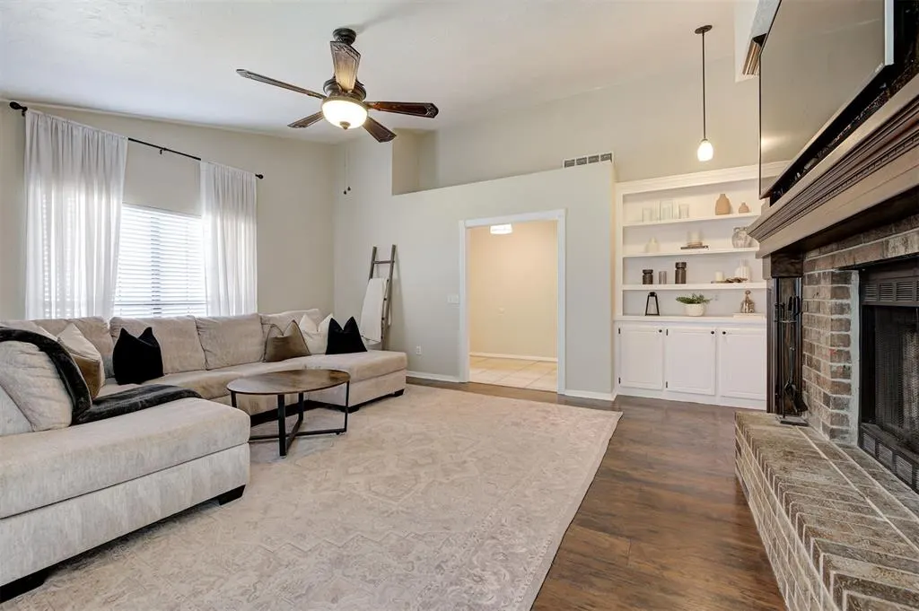 Photo 6 — 12020 Silver Sun Drive, Oklahoma City, OK 73162