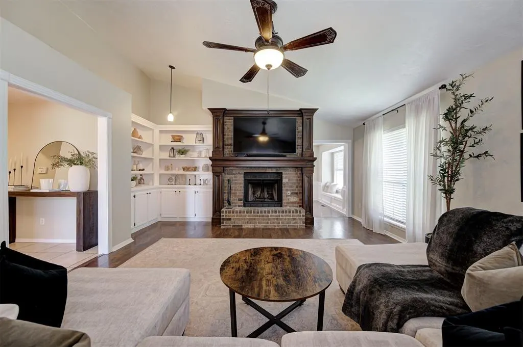 Photo 9 — 12020 Silver Sun Drive, Oklahoma City, OK 73162