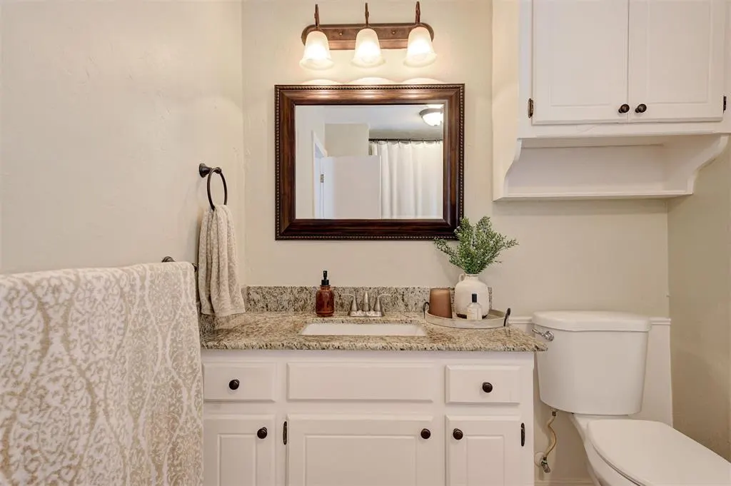 Photo 22 — 12020 Silver Sun Drive, Oklahoma City, OK 73162