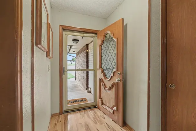 Photo 6 — 1611 N Orchard Terrace, Mustang, OK 73064