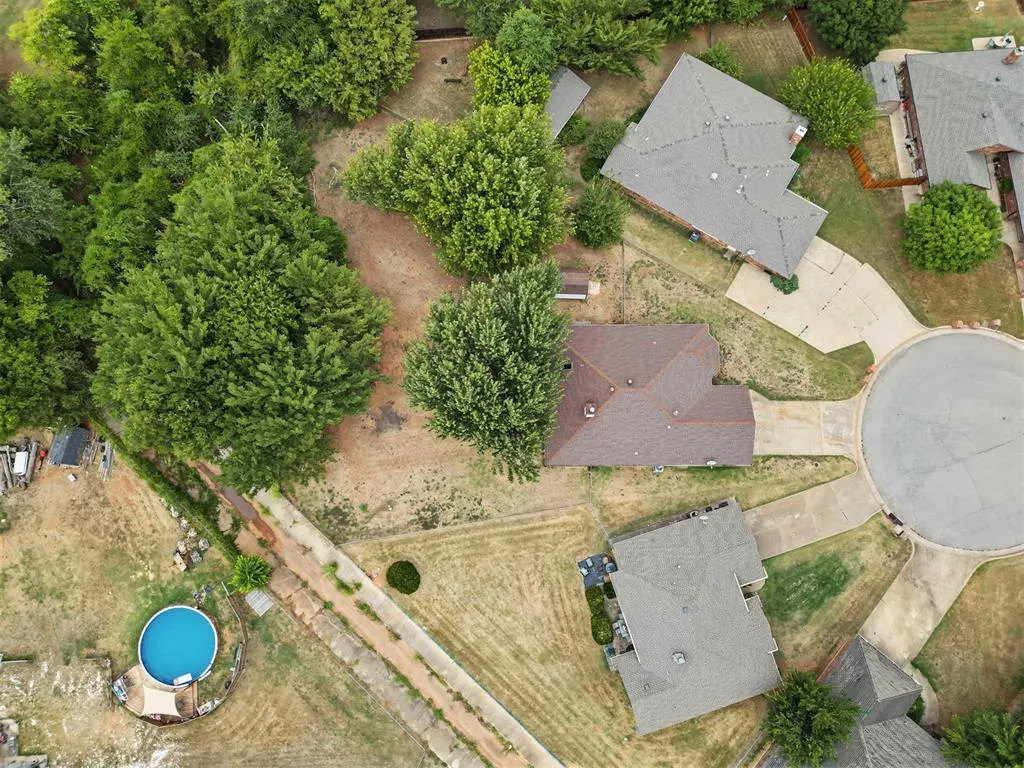 Photo 37 — 1611 N Orchard Terrace, Mustang, OK 73064