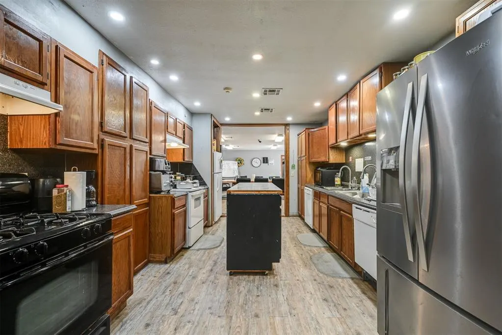 Photo 25 — 908 E 12th Avenue, Stillwater, OK 74074