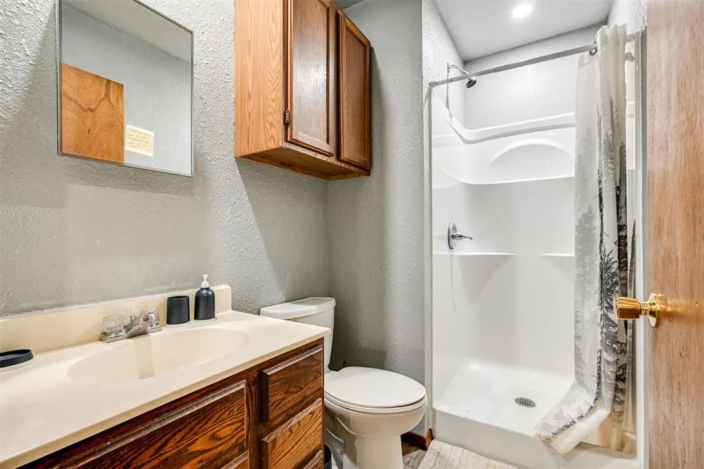 Photo 16 — 908 E 12th Avenue, Stillwater, OK 74074