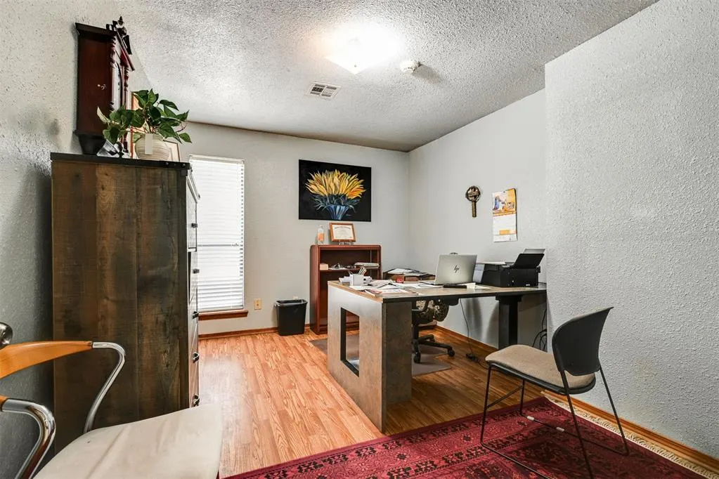 Photo 17 — 908 E 12th Avenue, Stillwater, OK 74074