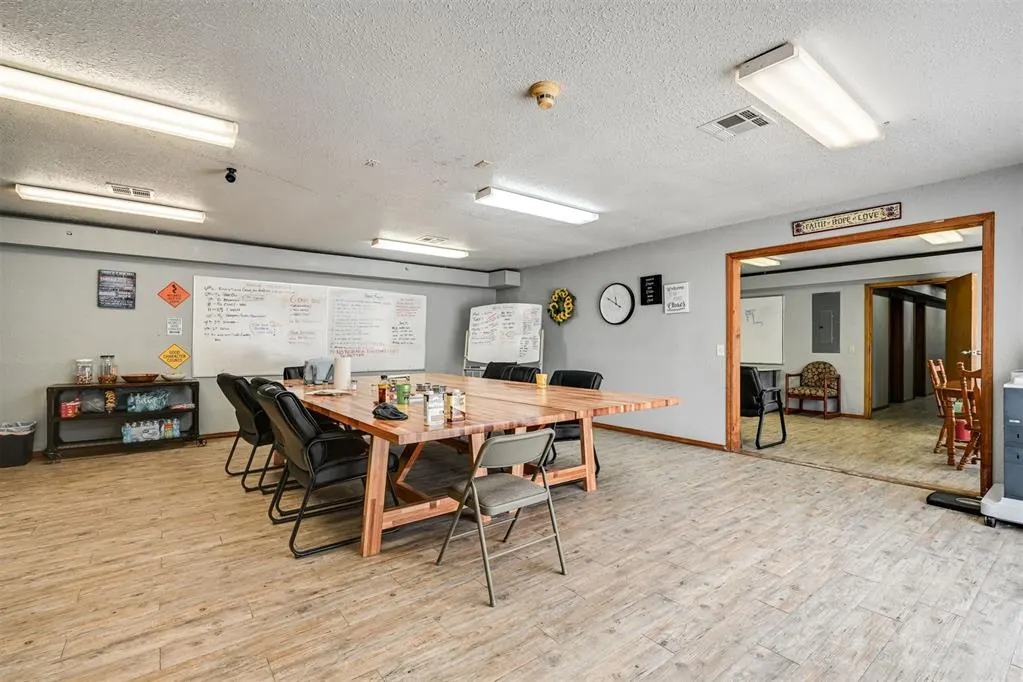 Photo 27 — 908 E 12th Avenue, Stillwater, OK 74074