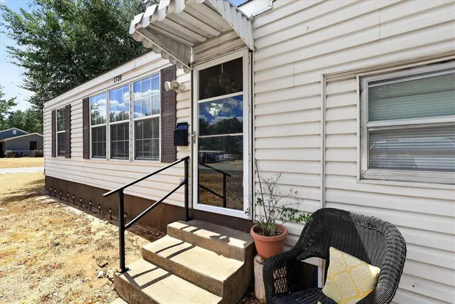 Photo 5 — 1728 S 20th Street, Chickasha, OK 73018