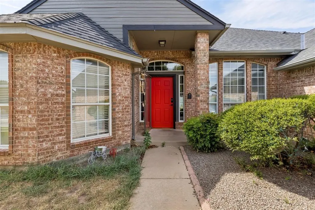 Photo 3 — 8212 NW 83rd Street, Oklahoma City, OK 73132