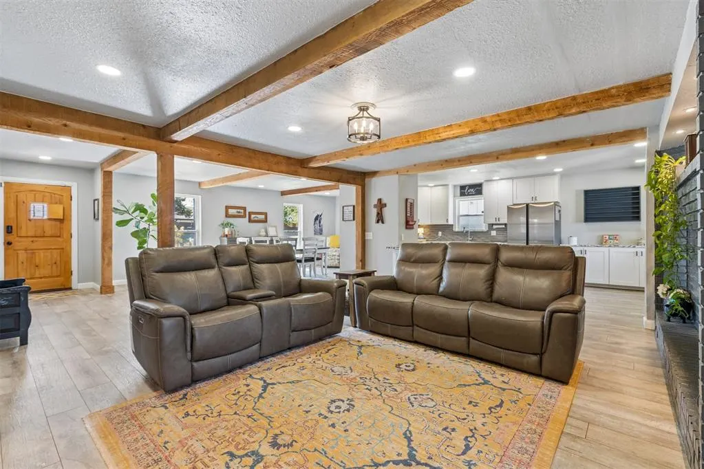 Photo 7 — 13401 Inverness Avenue, Oklahoma City, OK 73120