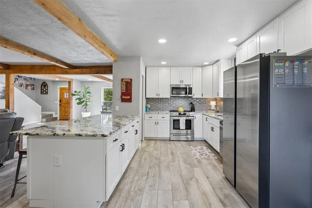 Photo 12 — 13401 Inverness Avenue, Oklahoma City, OK 73120
