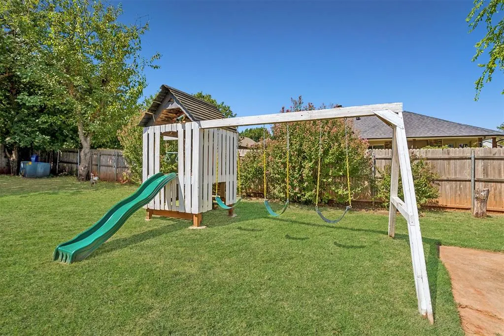 Photo 48 — 13401 Inverness Avenue, Oklahoma City, OK 73120