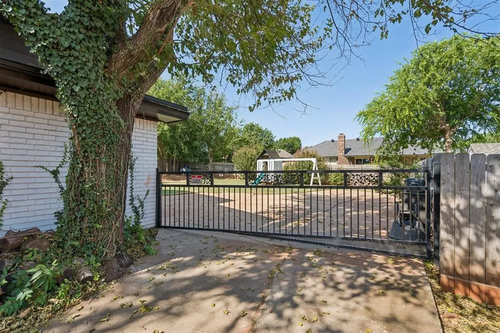 Photo 50 — 13401 Inverness Avenue, Oklahoma City, OK 73120