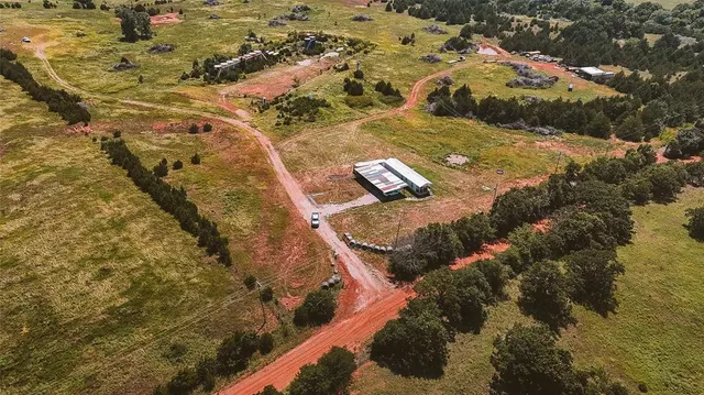 Photo 7 — 16465 E Industrial Road, Meridian, OK 73058