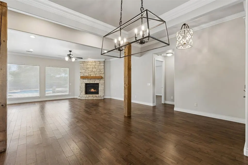 Photo 6 — 1300 Redbud Court, Moore, OK 73160