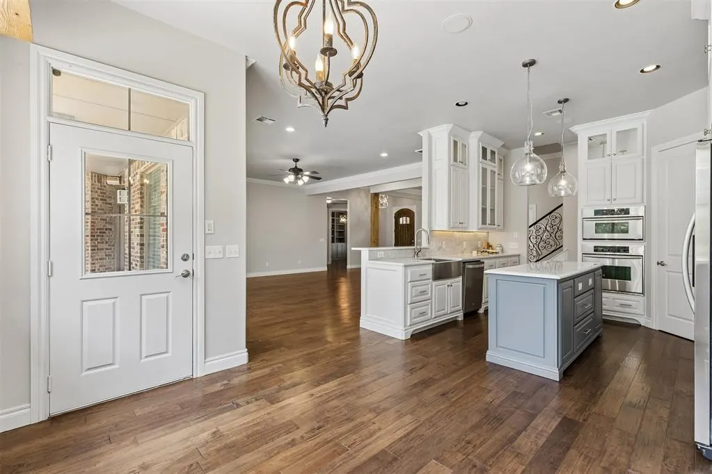 Photo 11 — 1300 Redbud Court, Moore, OK 73160