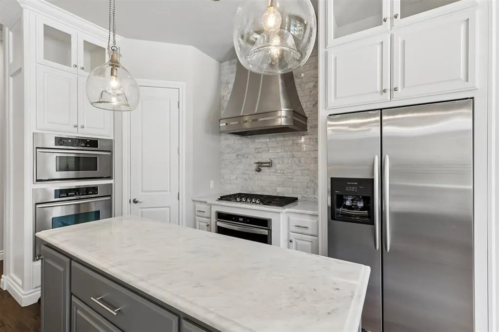 Photo 13 — 1300 Redbud Court, Moore, OK 73160