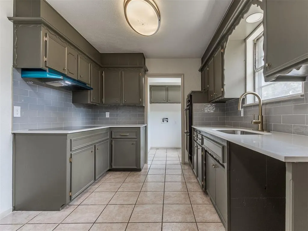 Photo 15 — 3220 Hilltop Road, Midwest City, OK 73110