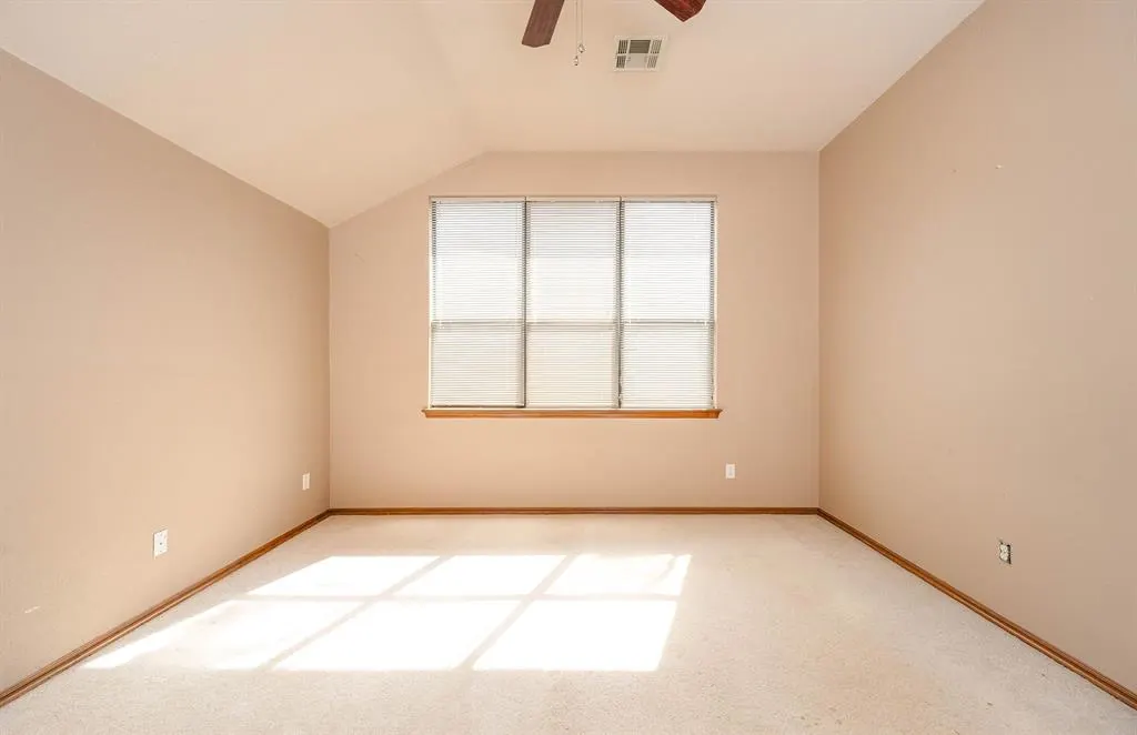 Photo 16 — 213 Sandstone Drive, Norman, OK 73071