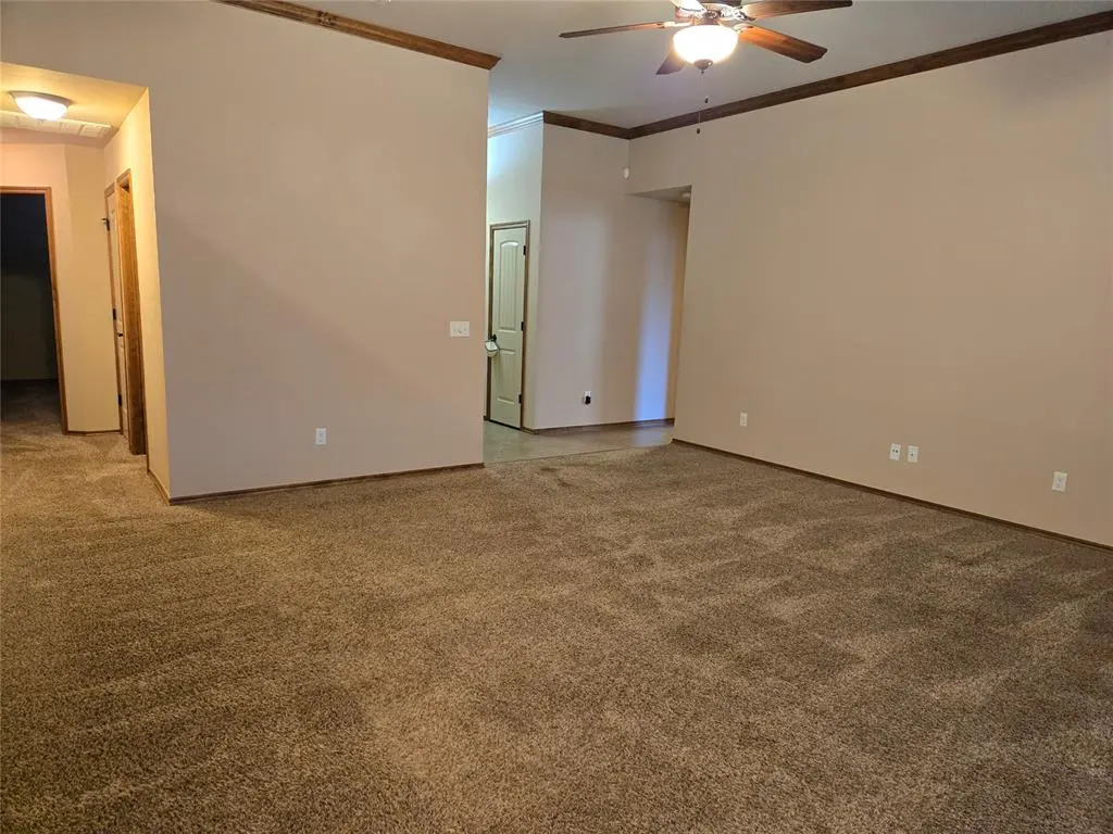 Photo 5 — 221 SW 148th Street, Oklahoma City, OK 73170