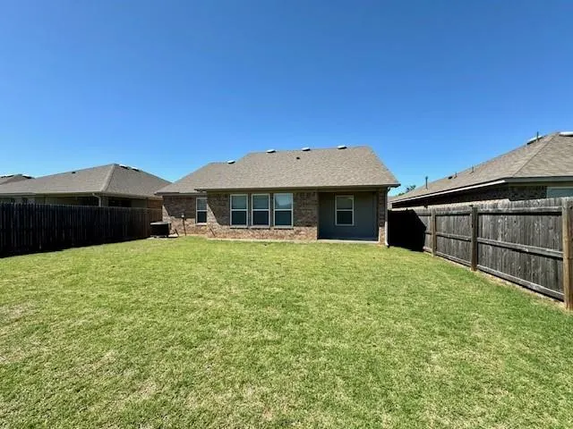 Photo 27 — 12928 NW 4th Terrace, Yukon, OK 73099