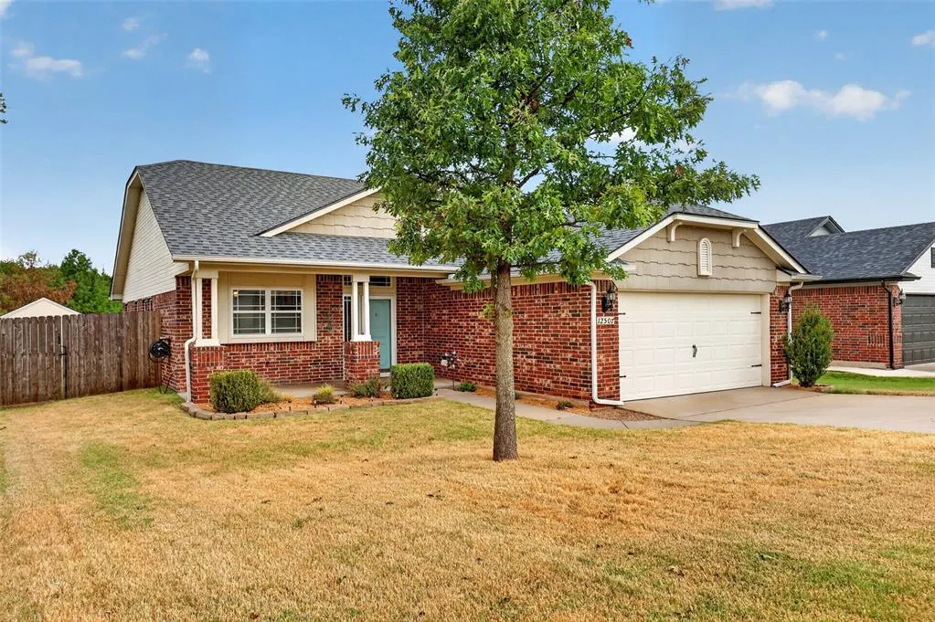 Photo 2 — 12507 SE 18th Street, Choctaw, OK 73020