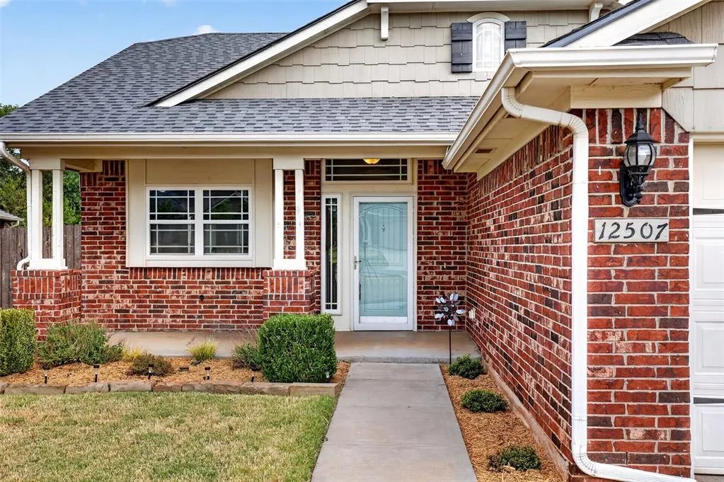 Photo 3 — 12507 SE 18th Street, Choctaw, OK 73020