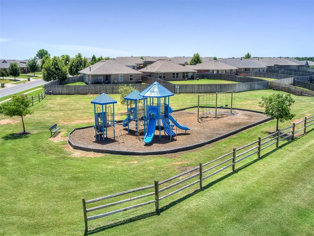 Photo 45 — 12507 SE 18th Street, Choctaw, OK 73020