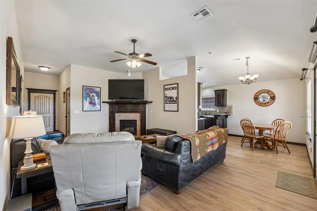 Photo 13 — 10628 SW 36th Street, Yukon, OK 73099