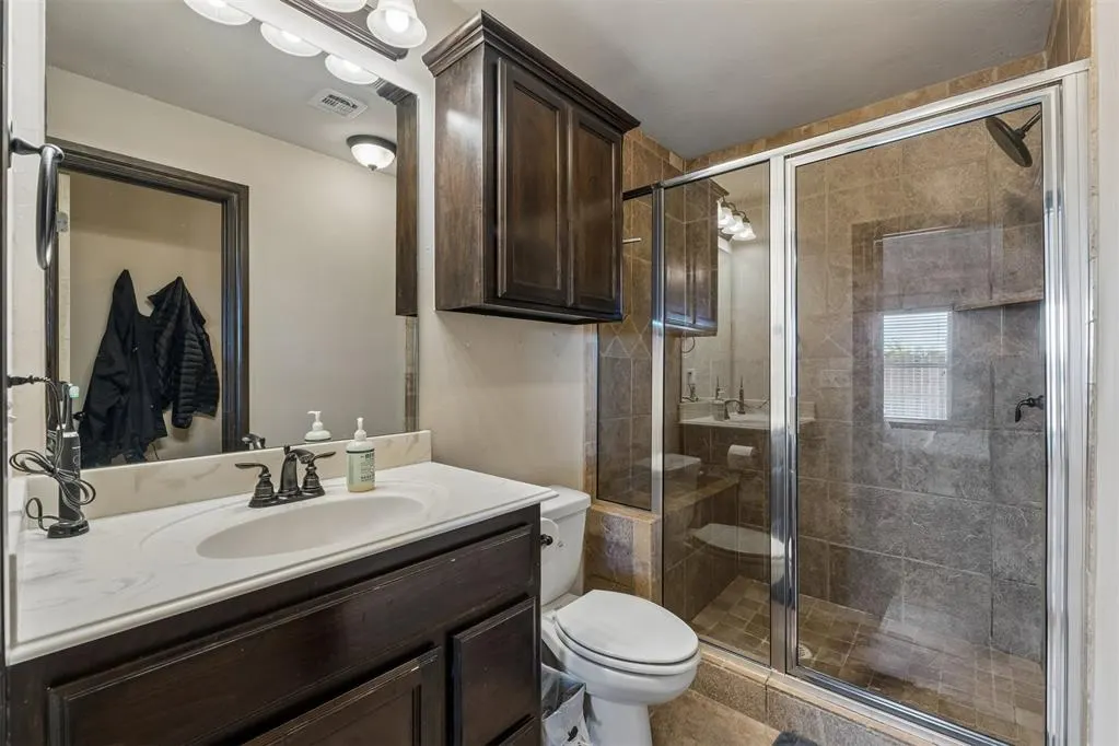 Photo 26 — 10628 SW 36th Street, Yukon, OK 73099