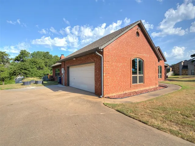 Photo 7 — 14268 Whippoorwill Vista, Choctaw, OK 73020