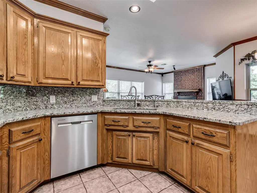 Photo 17 — 14268 Whippoorwill Vista, Choctaw, OK 73020
