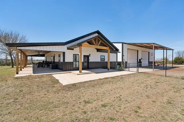 Photo 4 — 26115 Lazy D Drive, Blanchard, OK 73010