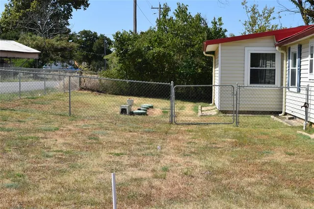 Photo 6 — 428599 Texanna Road, Porum, OK 74455