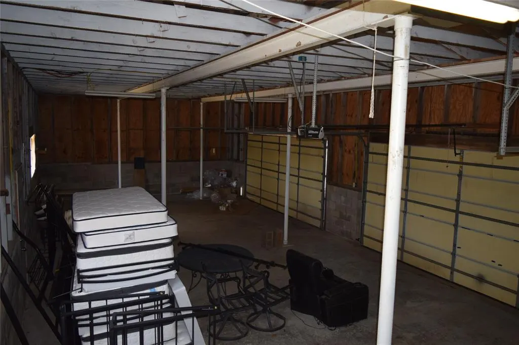 Photo 16 — 428599 Texanna Road, Porum, OK 74455