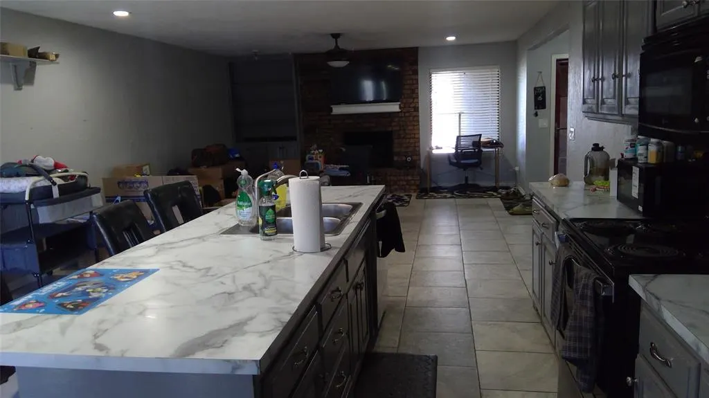 Photo 12 — 1700 Lionsgate Circle, Bethany, OK 73008
