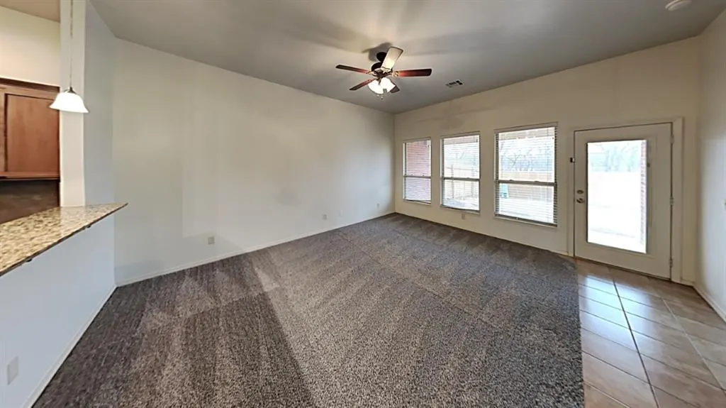 Photo 4 — 3605 Galatian Way, Yukon, OK 73099