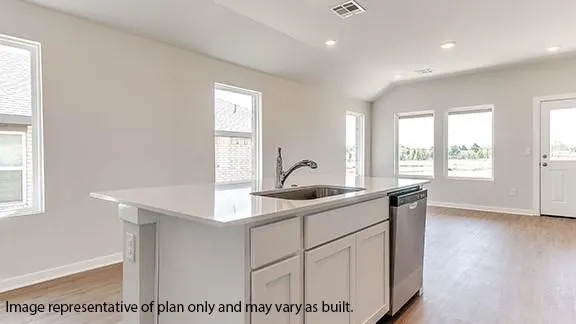 Photo 7 — 10417 Red Thistle Drive, Oklahoma City, OK 73114