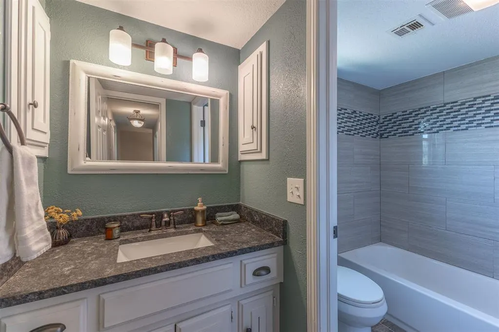 Photo 14 — 10511 White Oak Canyon Road, Oklahoma City, OK 73162