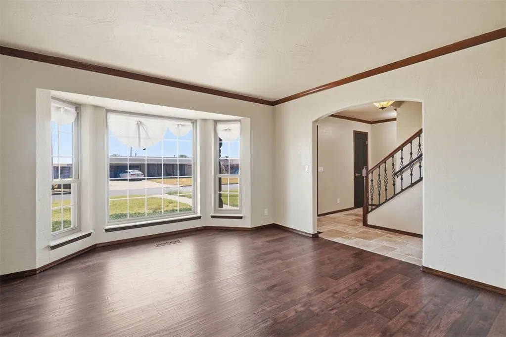 Photo 7 — 1619 Crestview Drive, Cordell, OK 73632