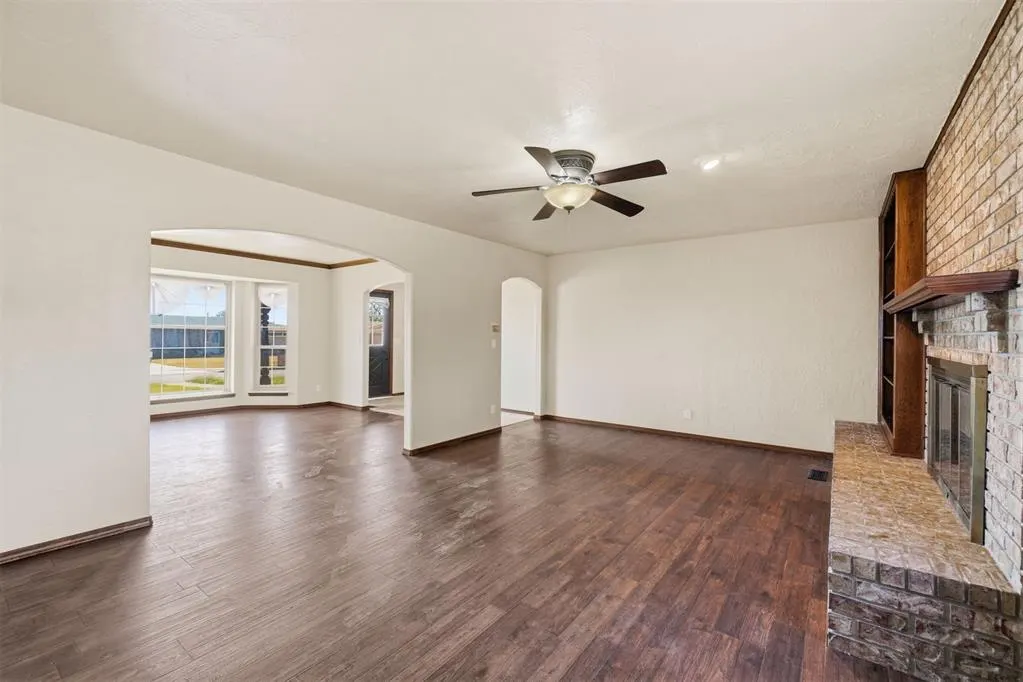 Photo 10 — 1619 Crestview Drive, Cordell, OK 73632